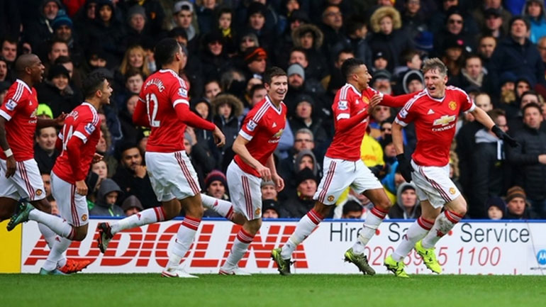 «Χιτσκοκικό διπλό» για τη Γιουνάιτεντ